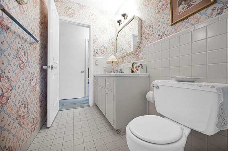 Image 47 of 65 For 1260 14th Ave