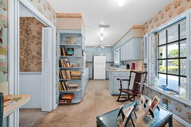 Image 54 of 65 For 1260 14th Ave