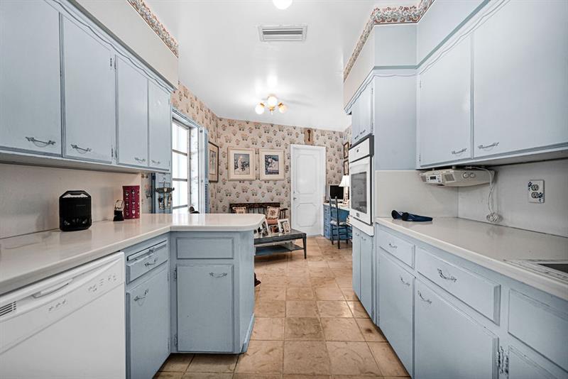 Image 57 of 65 For 1260 14th Ave