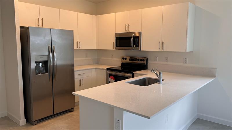 Image 14 of 69 For 11960 47 Mnr  11960