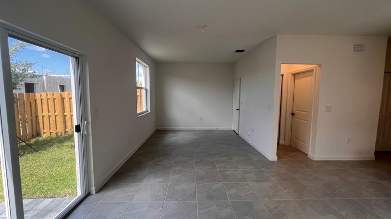 Image 21 of 69 For 11960 47 Mnr  11960