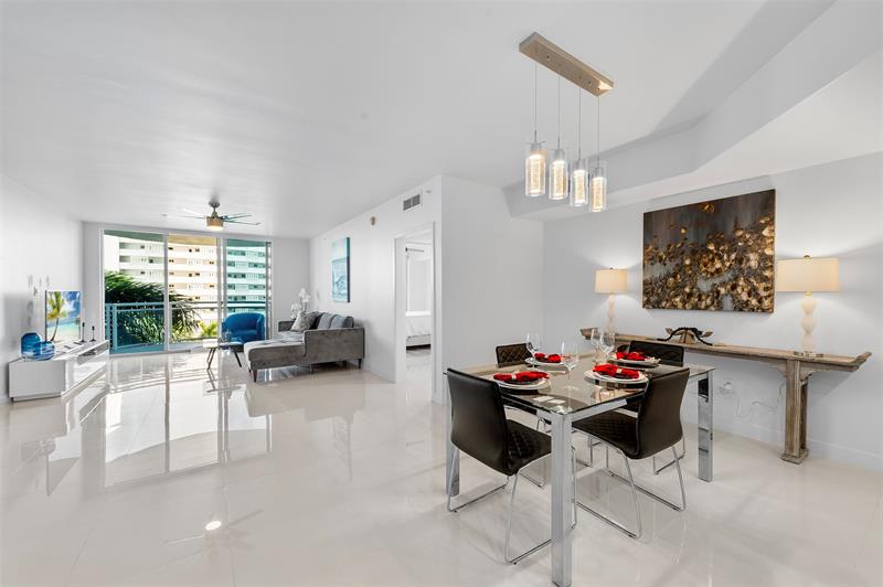 Image 9 of 52 For 2831 Ocean Blvd  504n