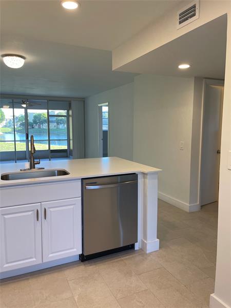 Image 3 of 27 For 5890 64th Ave  103