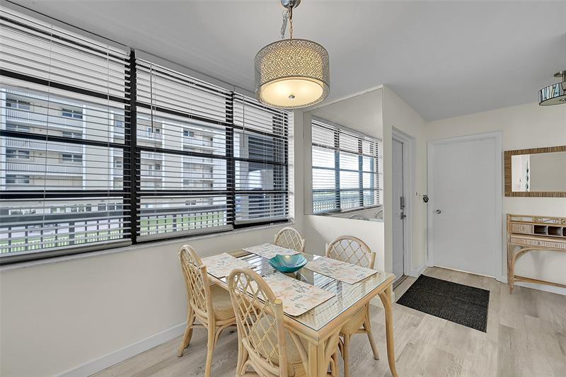 Image 12 of 61 For 812 Ocean Blvd  202