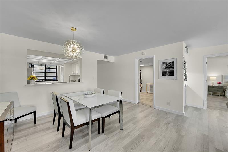 Image 16 of 61 For 812 Ocean Blvd  202