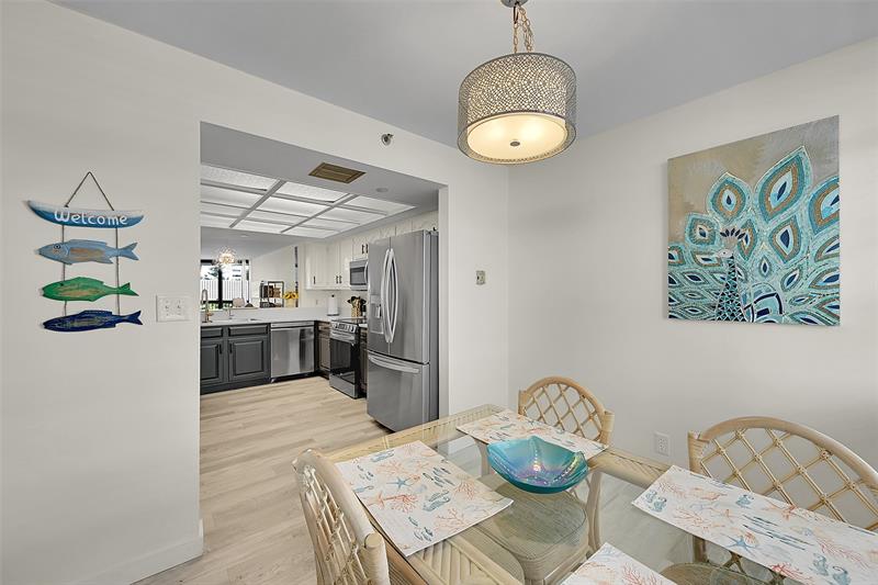 Image 9 of 61 For 812 Ocean Blvd  202