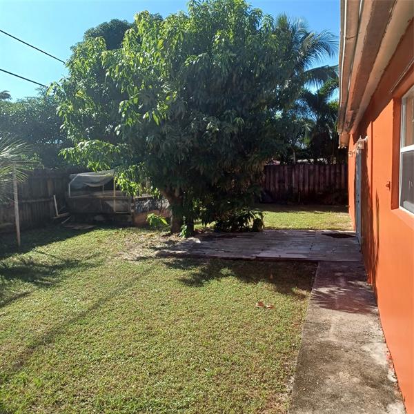 Image 25 of 27 For 206 Gale Pl  