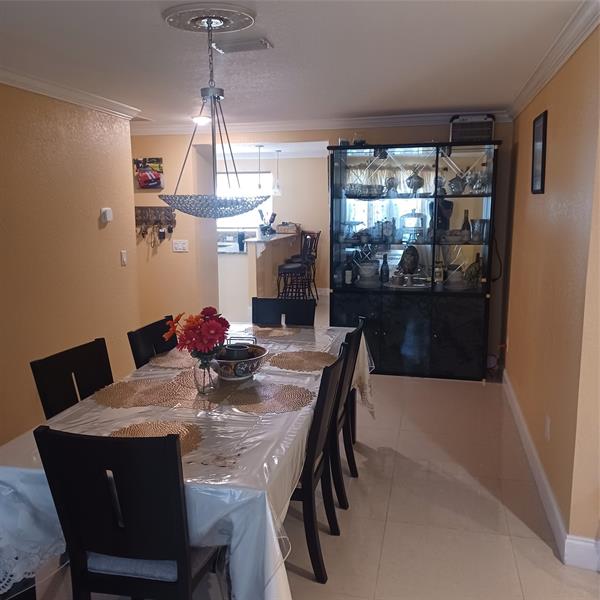 Image 9 of 27 For 206 Gale Pl  