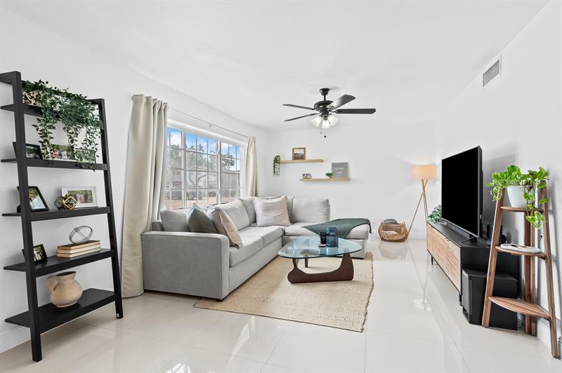 Image 11 of 27 For 8059 17th Pl  5-4