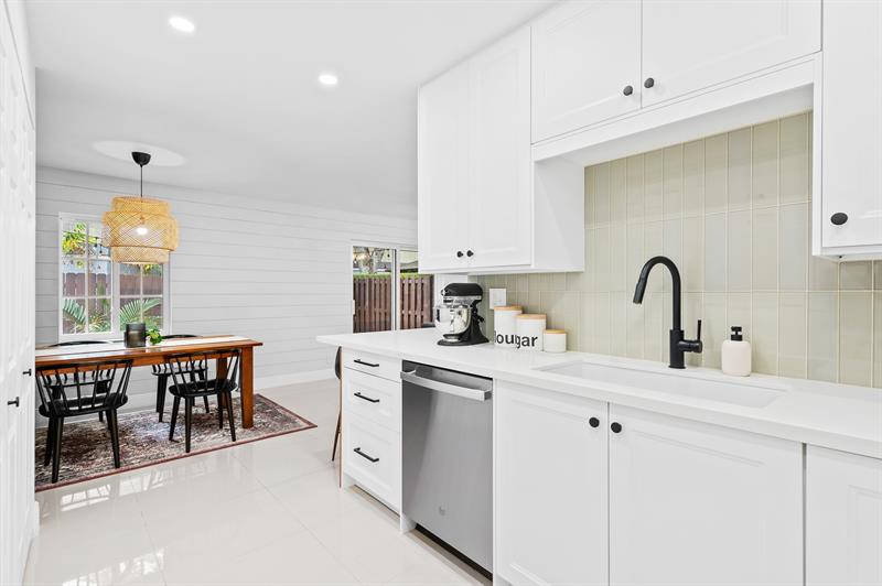 Image 4 of 27 For 8059 17th Pl  5-4