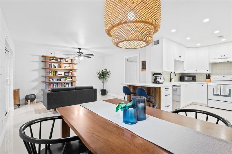 Image 7 of 27 For 8059 17th Pl  5-4