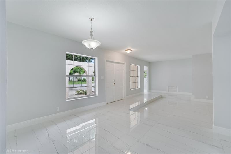 Image 5 of 24 For 4971 7th Ct  