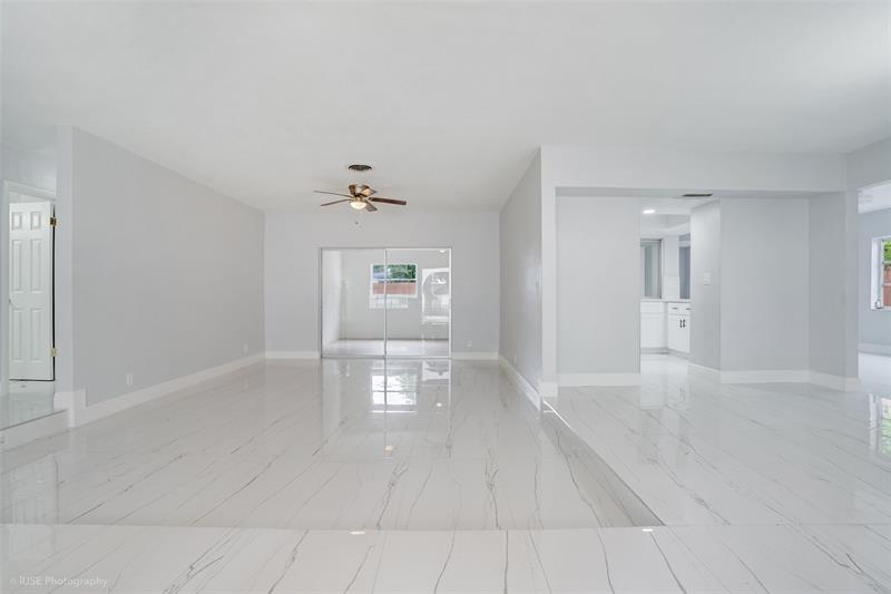 Image 7 of 24 For 4971 7th Ct  