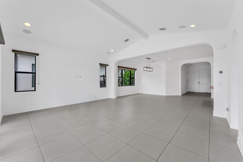 Image 14 of 42 For 1286 113th Way