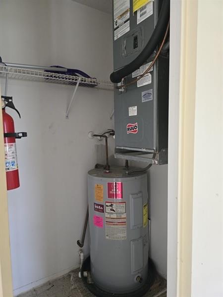 Image 12 of 30 For 2950 Crosley Dr  I