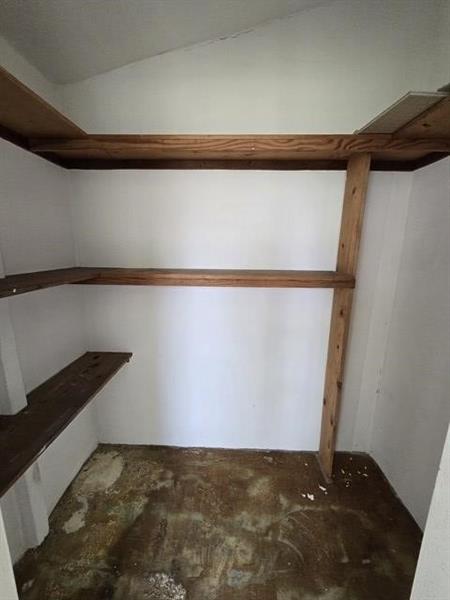 Image 15 of 30 For 2950 Crosley Dr  I