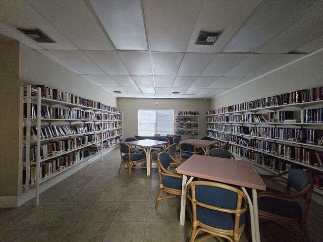 Image 28 of 30 For 2950 Crosley Dr  I