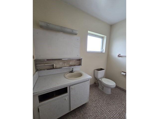 Image 7 of 30 For 2950 Crosley Dr  I