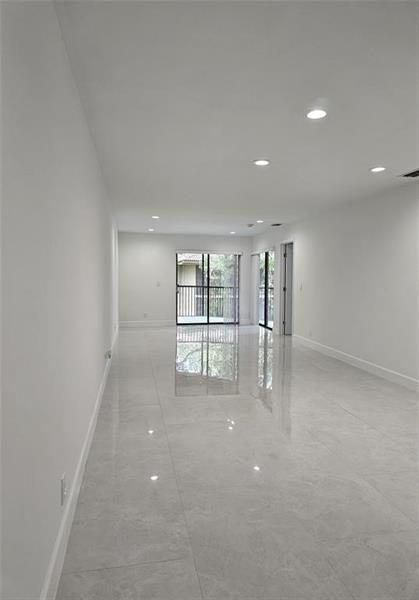 Image 6 of 19 For 9557 2nd Pl  9557