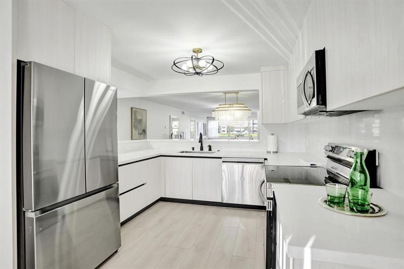 Image 20 of 48 For 2551 103rd Ave  109