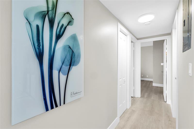 Image 10 of 24 For 4330 Hillcrest Dr  810