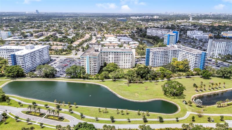 Image 21 of 24 For 4330 Hillcrest Dr  810