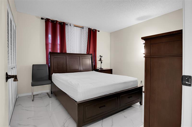 Image 25 of 40 For 260 76th Ave  207