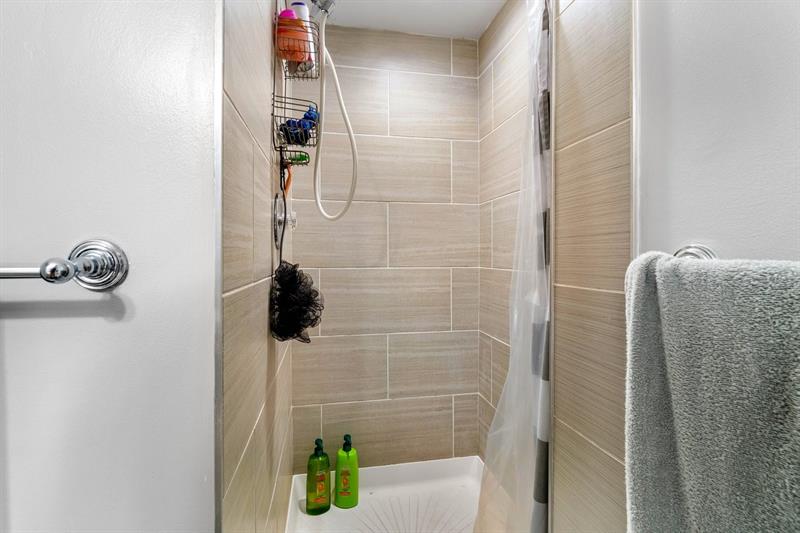 Image 15 of 17 For 1831 94th Ave