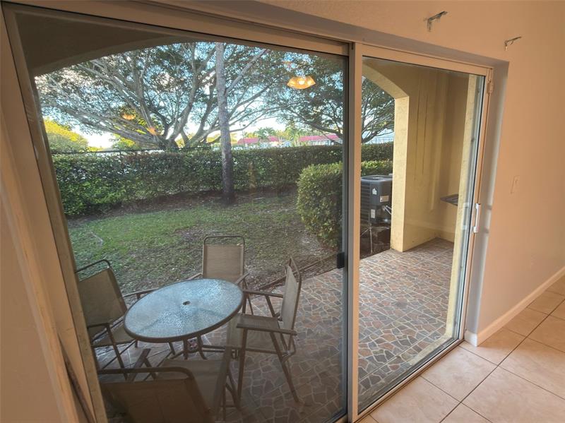 Image 10 of 12 For 8320 Santa Monica Ave  8320