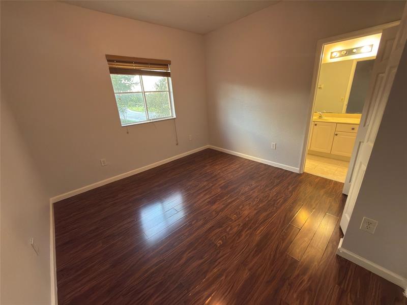 Image 3 of 12 For 8320 Santa Monica Ave  8320