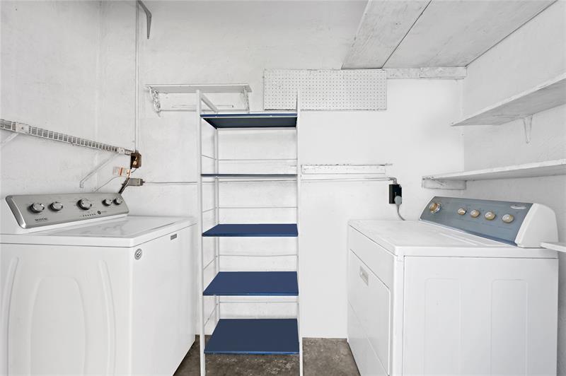 Image 21 of 33 For 1535 Plunkett St