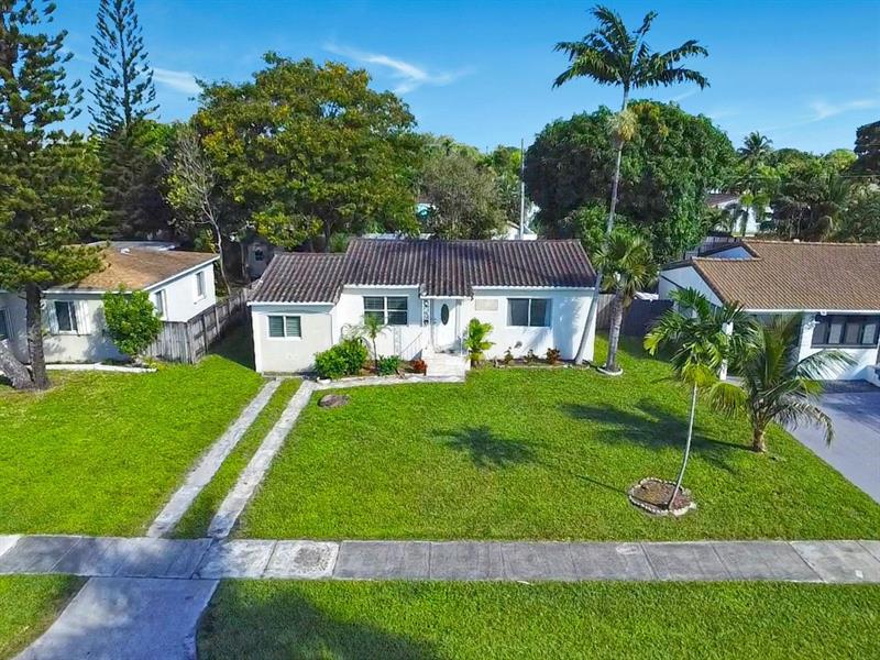 Image 24 of 33 For 1535 Plunkett St