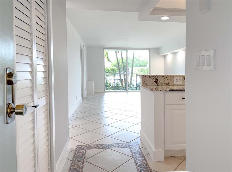 Image 16 of 35 For 1800 Andrews Ave  1g