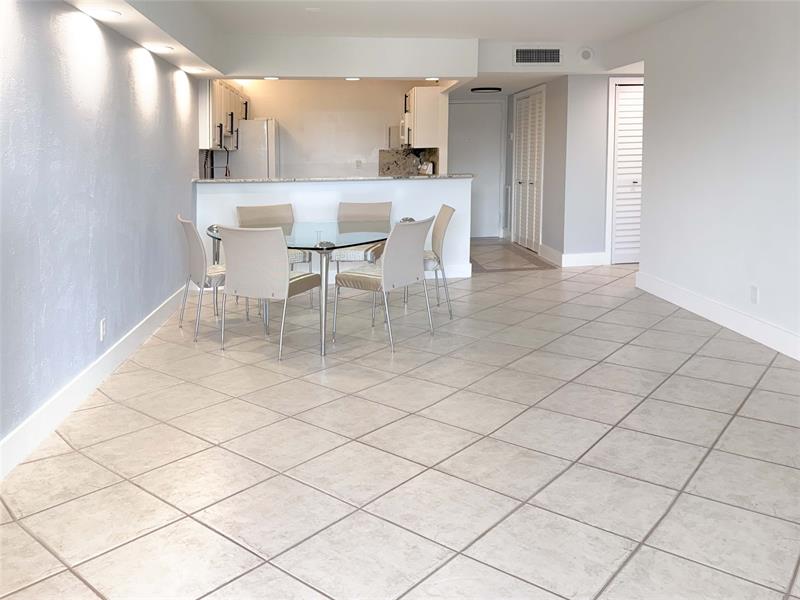 Image 25 of 35 For 1800 Andrews Ave  1g