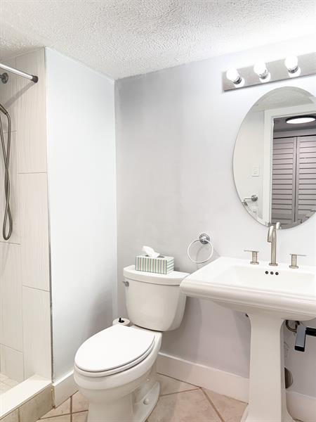 Image 34 of 35 For 1800 Andrews Ave  1g