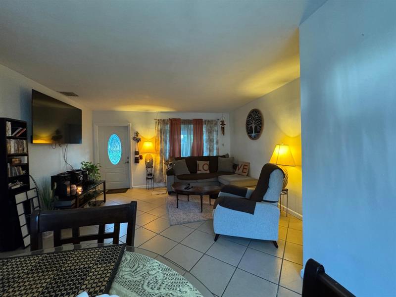 Image 12 of 49 For 31 57th Ct  