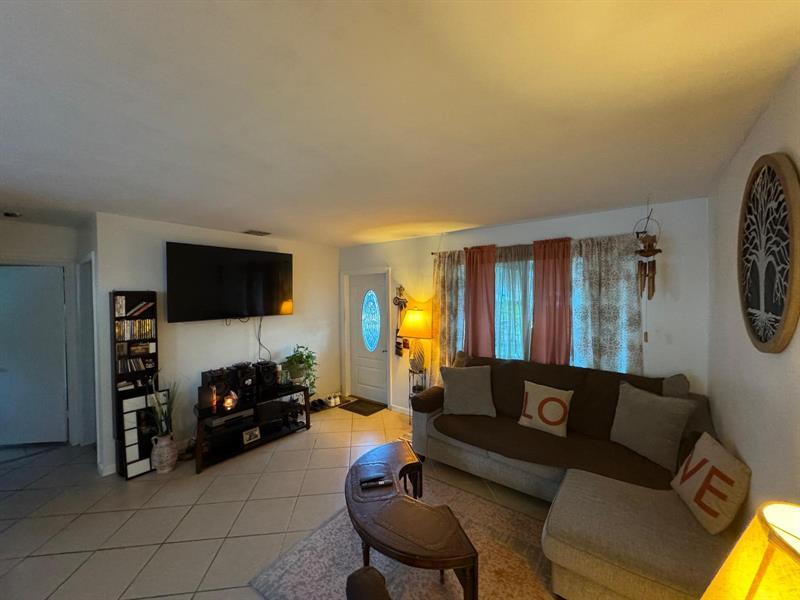 Image 13 of 49 For 31 57th Ct  