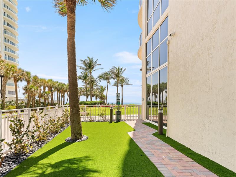 Image 44 of 50 For 3200 Ocean Blvd  309