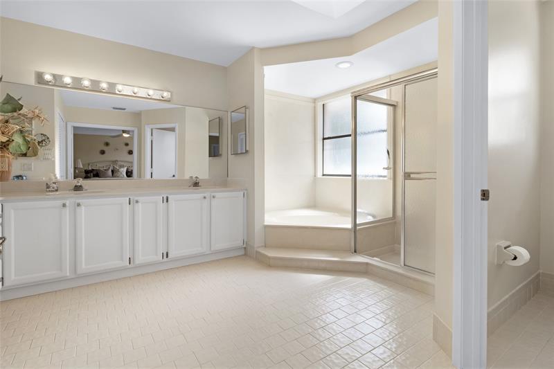 Image 19 of 41 For 3260 Deer Creek Lake Shore Dr  3260