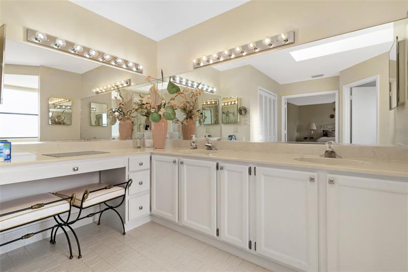 Image 20 of 41 For 3260 Deer Creek Lake Shore Dr  3260