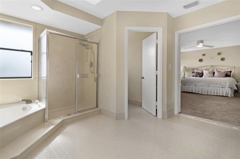 Image 21 of 41 For 3260 Deer Creek Lake Shore Dr  3260