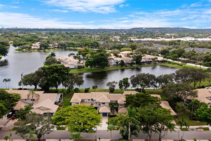 Image 40 of 41 For 3260 Deer Creek Lake Shore Dr  3260