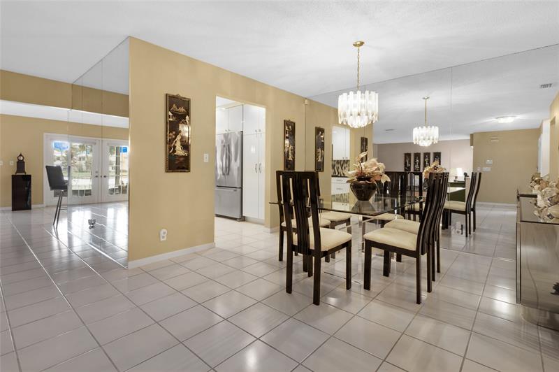 Image 9 of 41 For 3260 Deer Creek Lake Shore Dr  3260