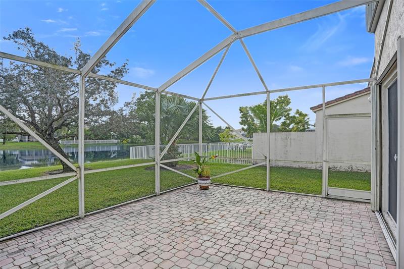 Image 37 of 44 For 385 153rd Ave