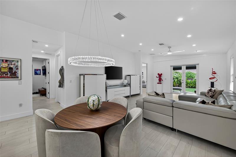 Image 10 of 52 For 21 25th St  