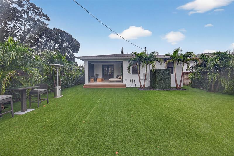 Image 43 of 52 For 21 25th St  