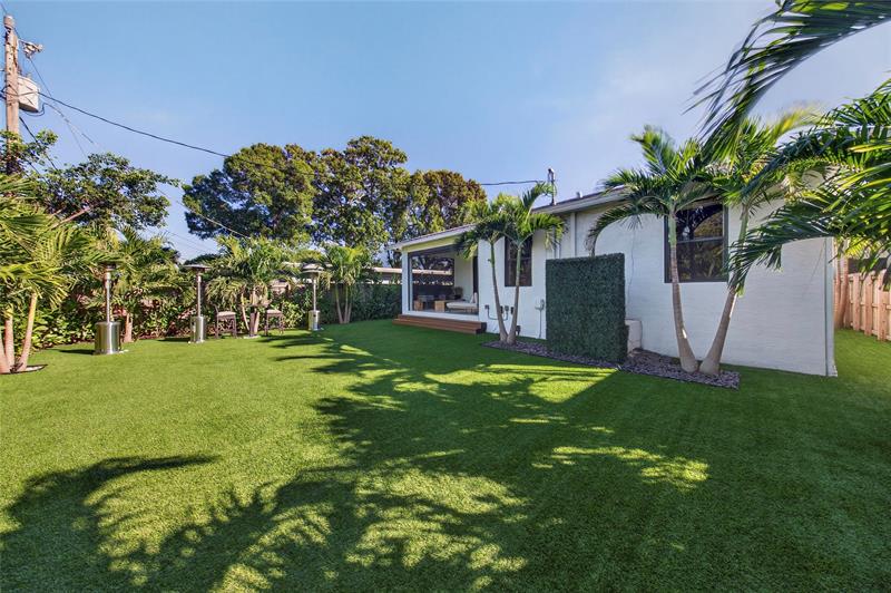 Image 44 of 52 For 21 25th St  