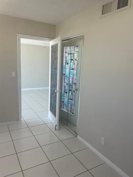Image 33 of 40 For 3703 166th St  1009