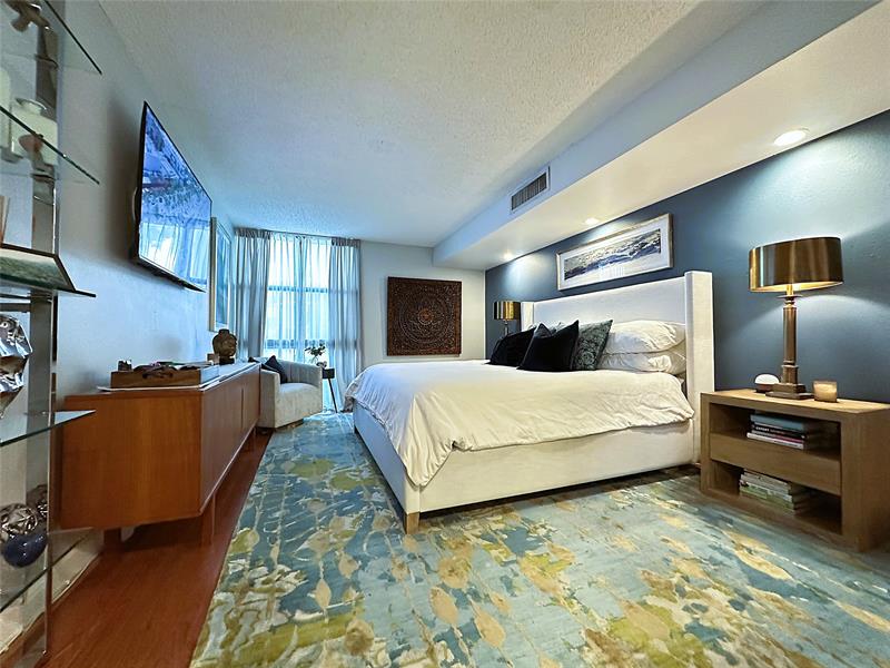 Image 14 of 35 For 1350 River Reach Dr  116