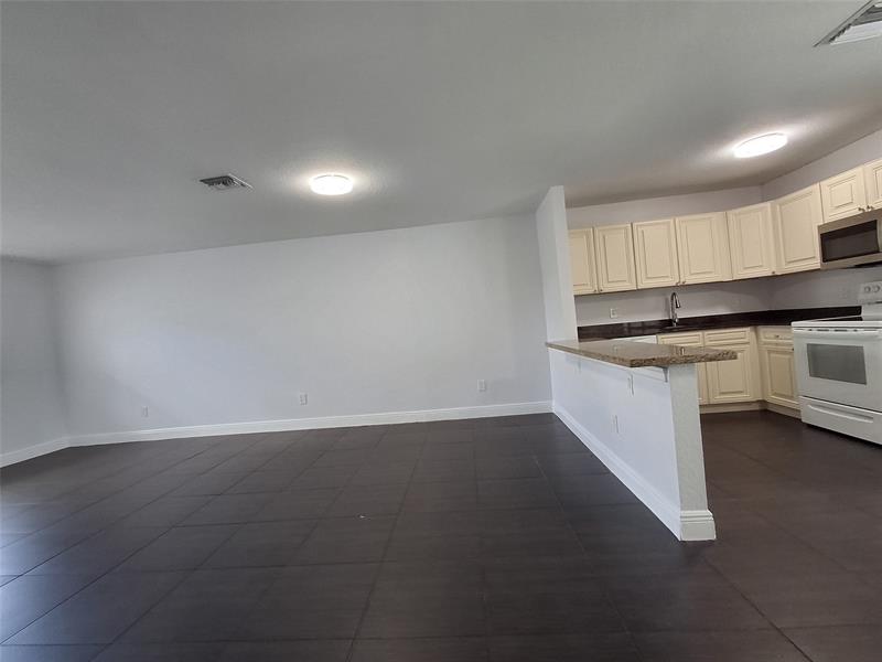 Image 21 of 47 For 3731 110th Ave  A